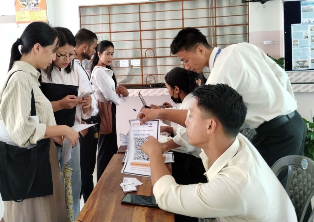 Young job seekers participating in the Job Fair 2025, held at the Salesian College of Higher Education, Dimapur, on June 25. (Morung Photo)